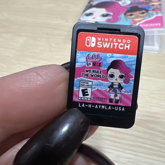 Nintendo Switch LOL Surprise Remix: We Rule The World - Picture 5 of 5
